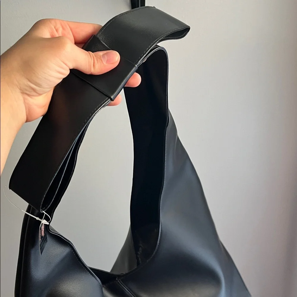 Victorias Secret Slouchy Bow Tote Bag